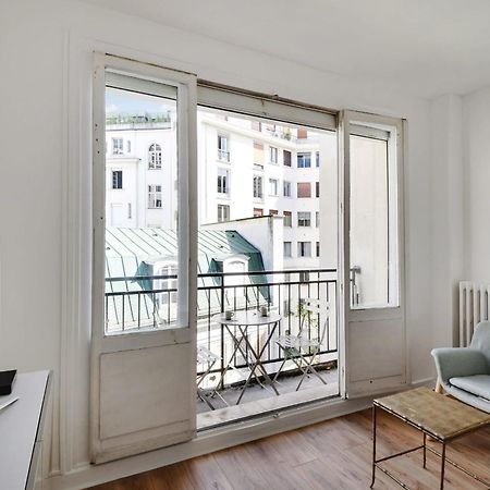 Bright Studio For 2 - Champs-Elysees Paris Extérieur photo